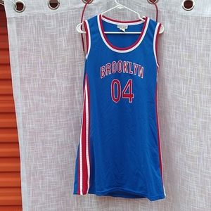 Men's basketball shirt